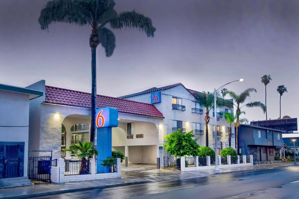 Motel 6 Inglewood, CA Main image