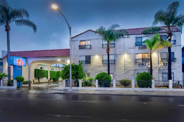 Motel 6 Inglewood, CA Main image